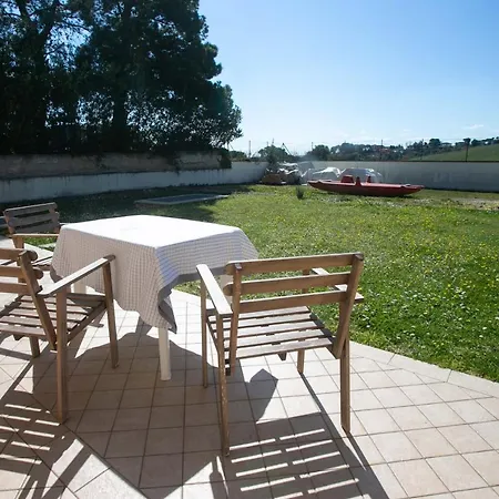 M10 - Marcelli, Nuovissimo Bilocale Con Giardino